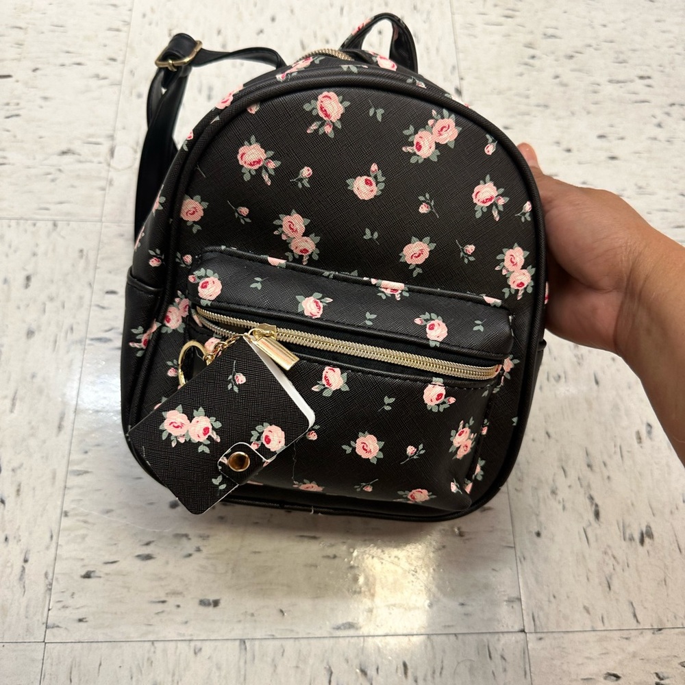 Pink Marble Backpack - Picture 2 of 2